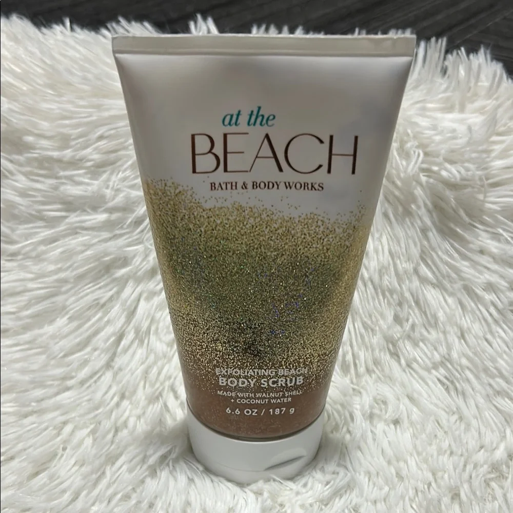 Bath & Body Works At The Beach Exfoliating Sand & Sea Salt Body Scrub 6.6 oz NEW
